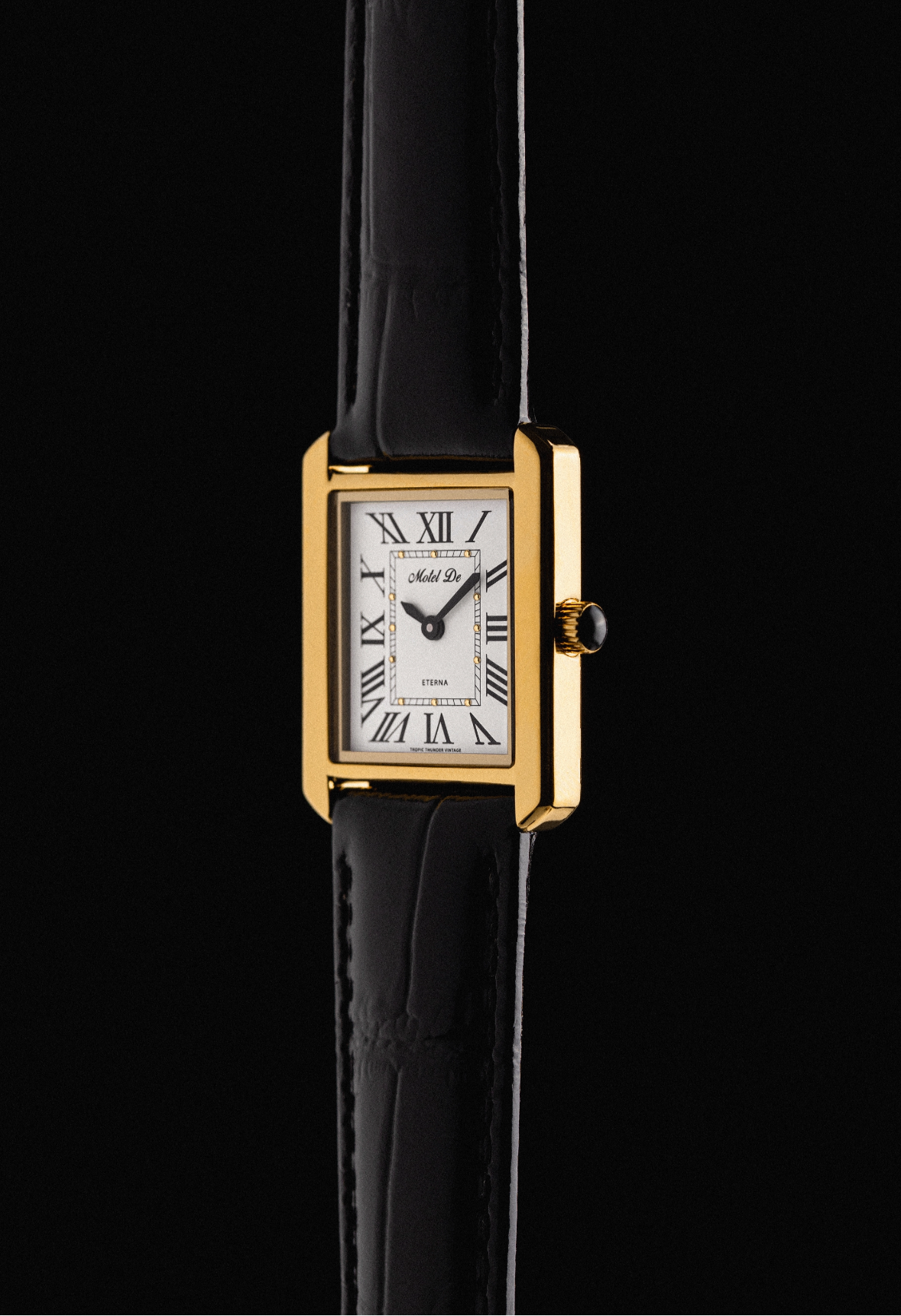 Motel De Eterna Watch Gold - Ready Stock