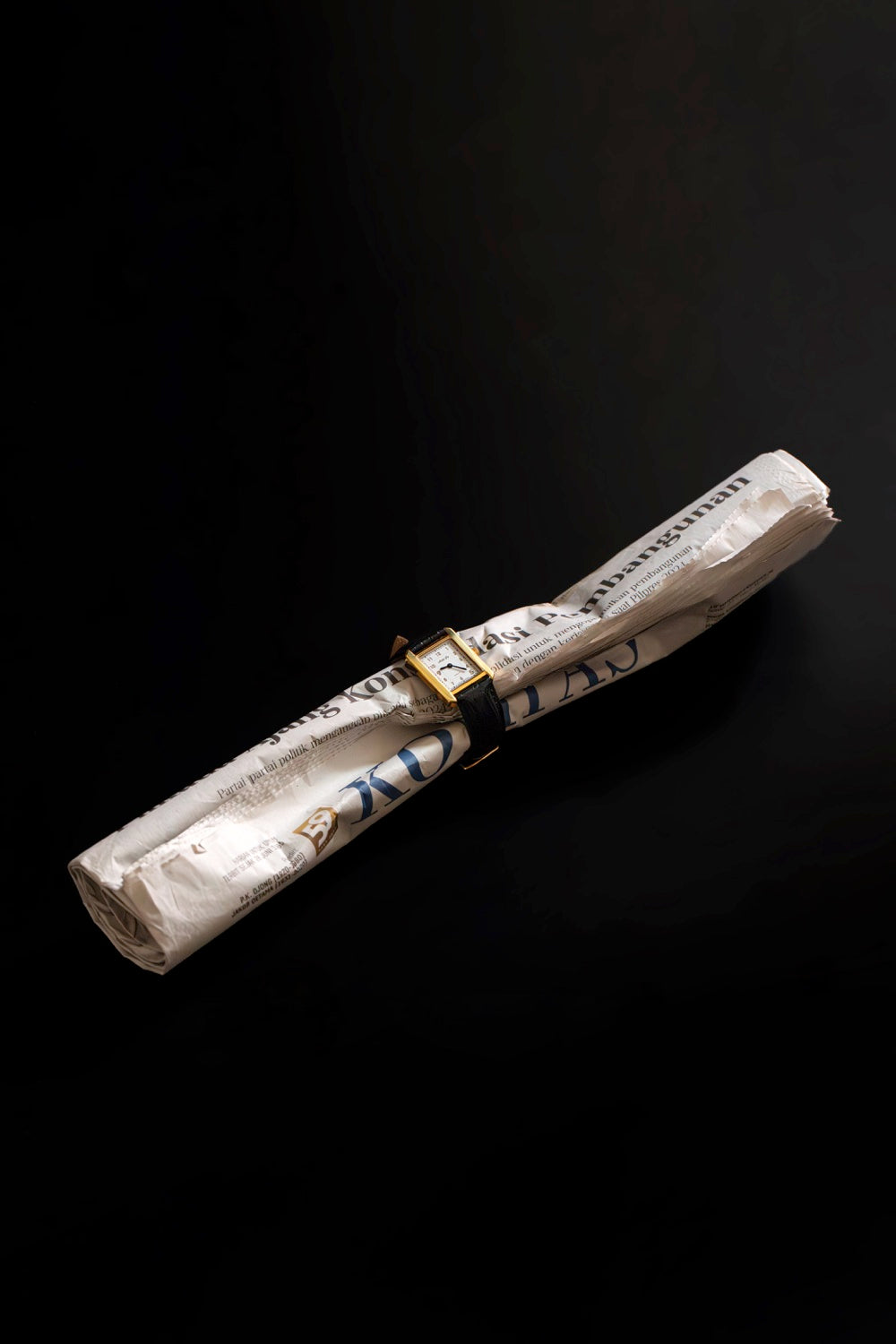 Motel De Tropic Watch - Commute Gold / Ready Stock