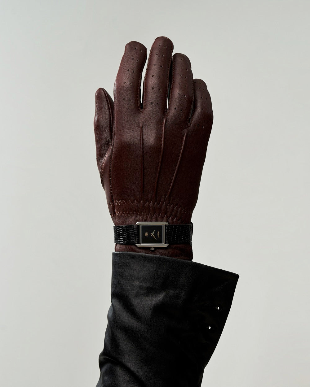 Motel De Ekatra Black